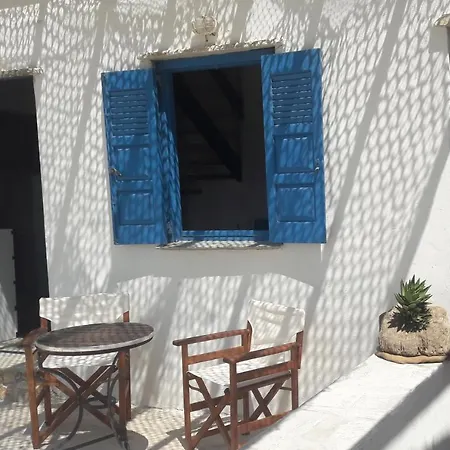 Apartament On The Agapiani Sea *