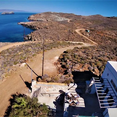 Apartment On The Agapiani Sea *
